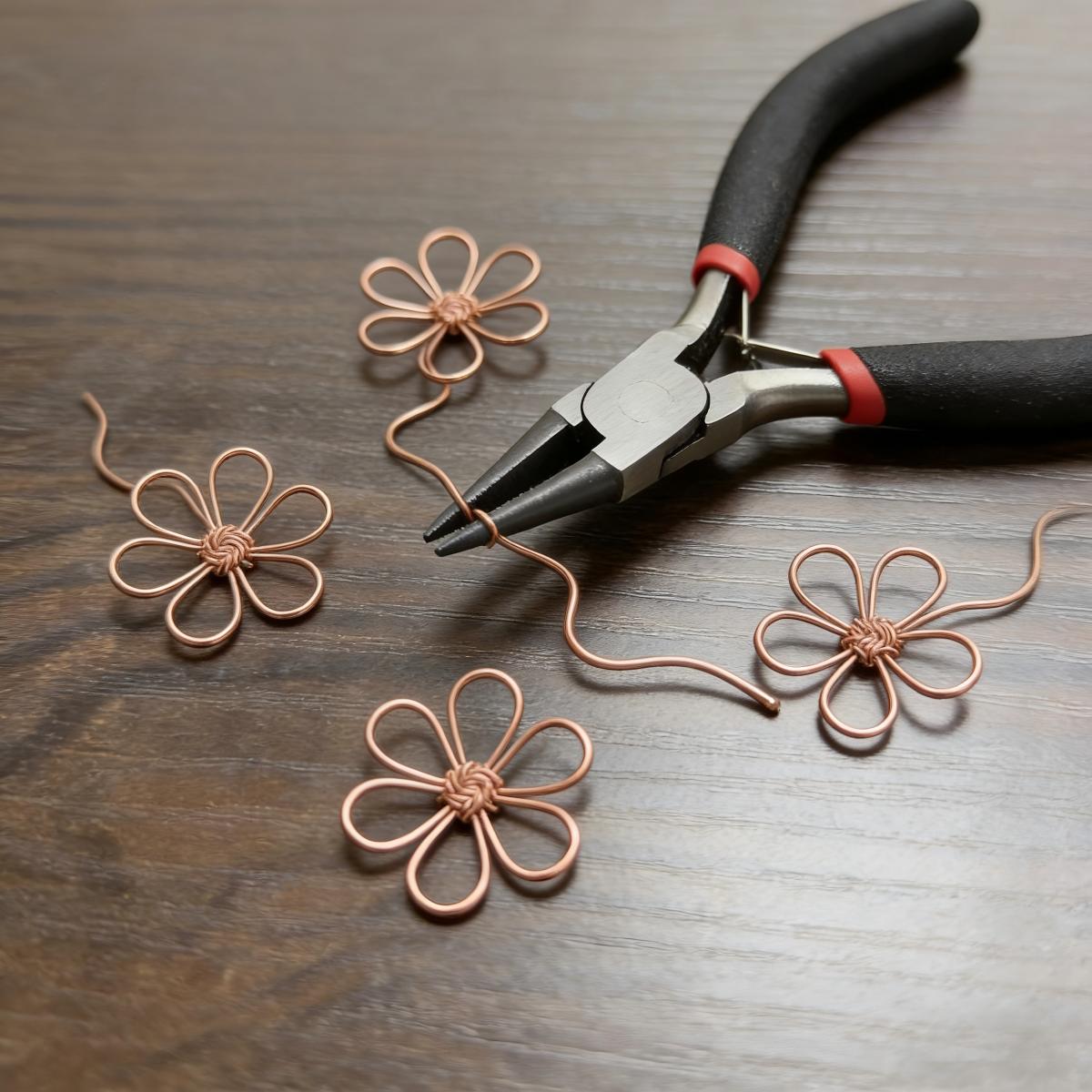 كماشة صغيرة احترافية ذات رأس ط - مراجعة Electronics Repair Tools And Equipment وسعره